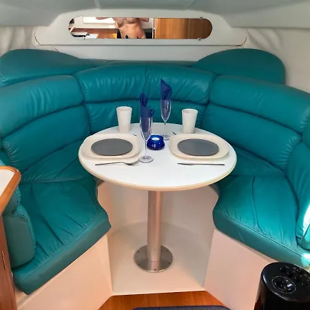 Bateau Nirvana 7,6 M Botel *