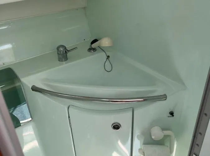 Botel Bateau Nirvana 7,6 M